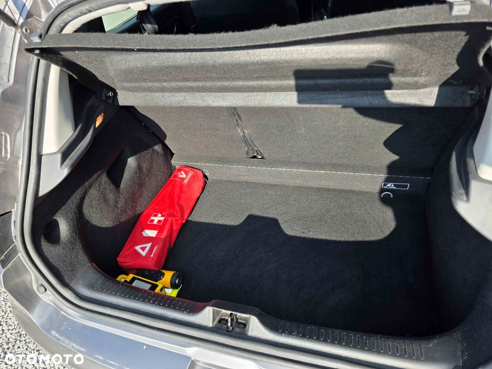 Renault Clio - 22