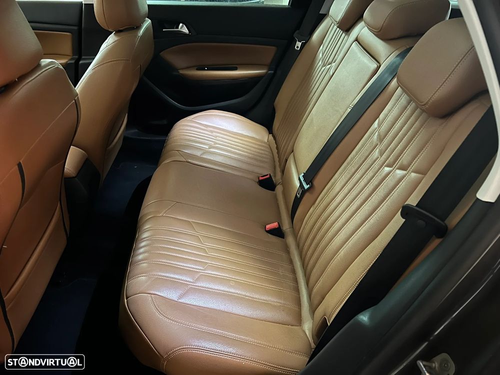 Peugeot 308 SW BlueHDi 120 Stop & Start Allure - 11