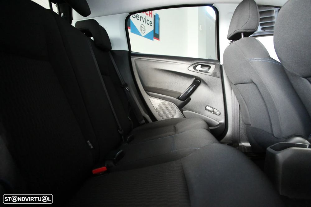 Peugeot 208 1.2 PureTech Style - 22