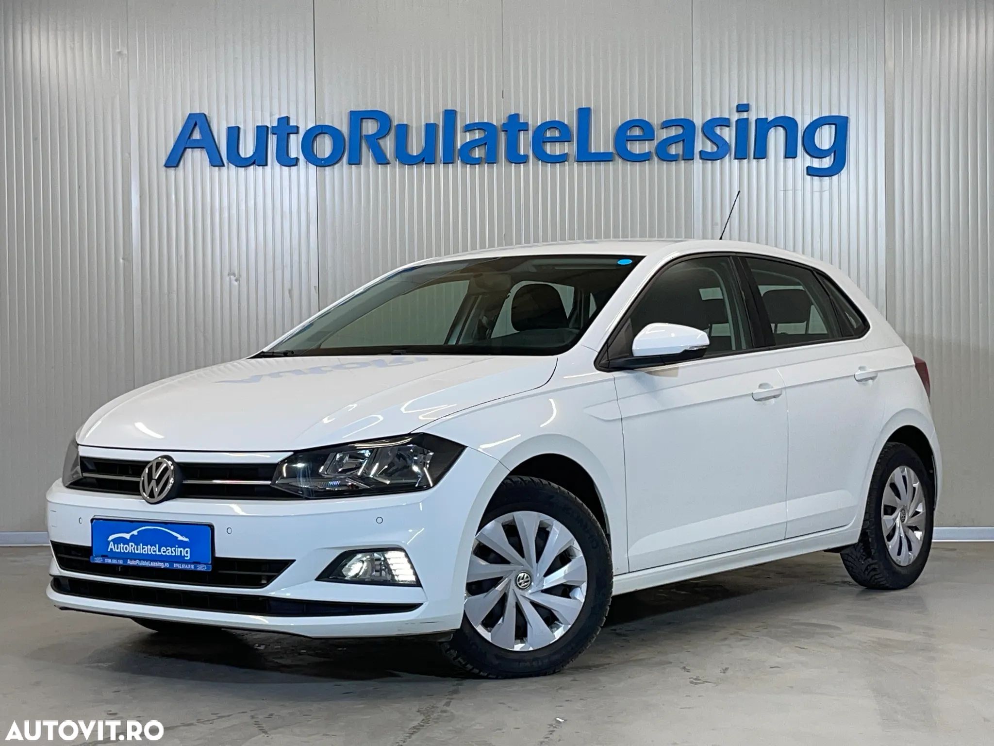 Volkswagen Polo 1.6 TDI Comfortline - 1