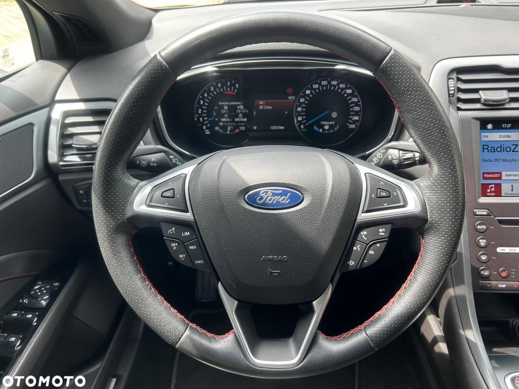 Ford Mondeo 1.5 EcoBoost ST-Line X - 24