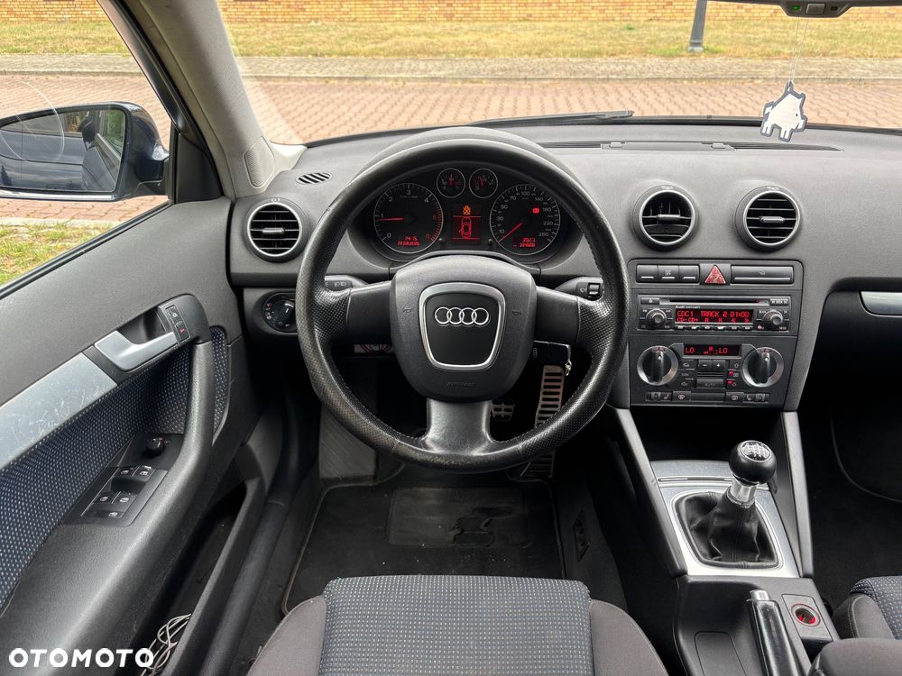 Audi A3 Sportback 2.0 TDI Ambition - 30