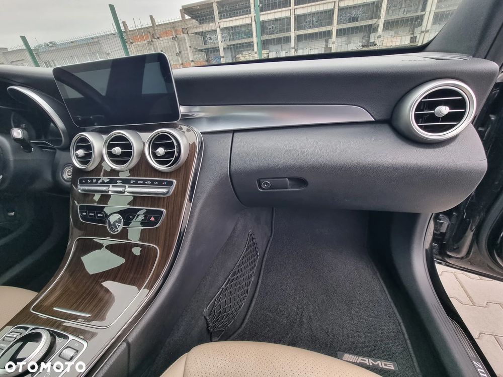 Mercedes-Benz Klasa C - 37