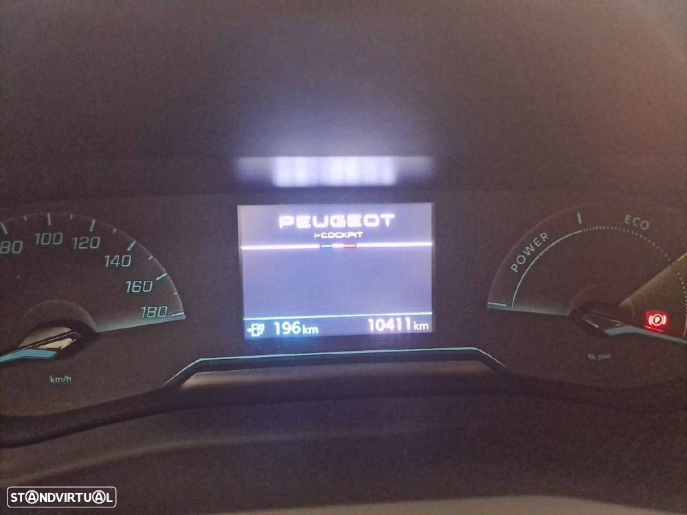 Peugeot e-2008 54 kWh Style - 13
