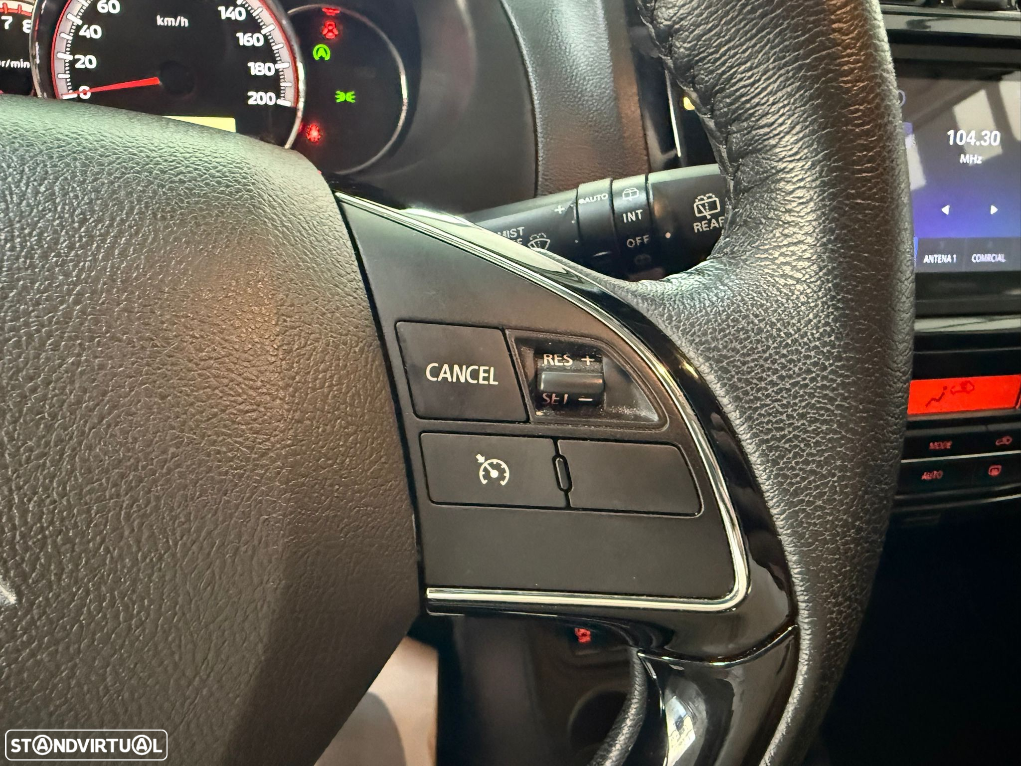 Mitsubishi Space Star 1.2 Intense Connect Edition - 13
