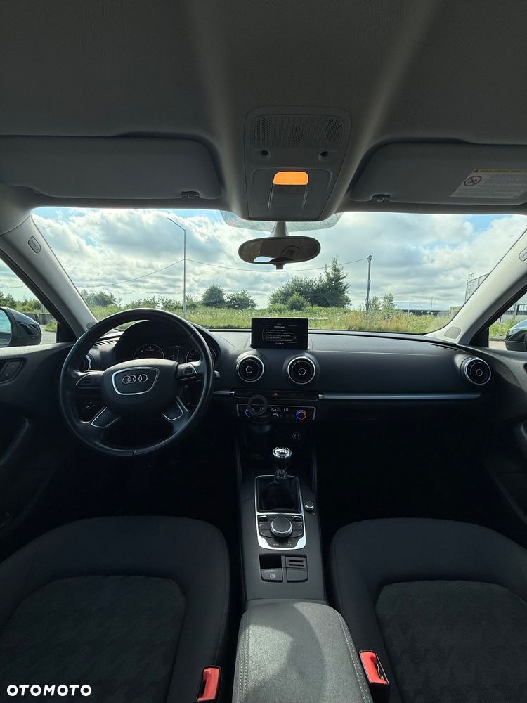 Audi A3 Sportback - 11