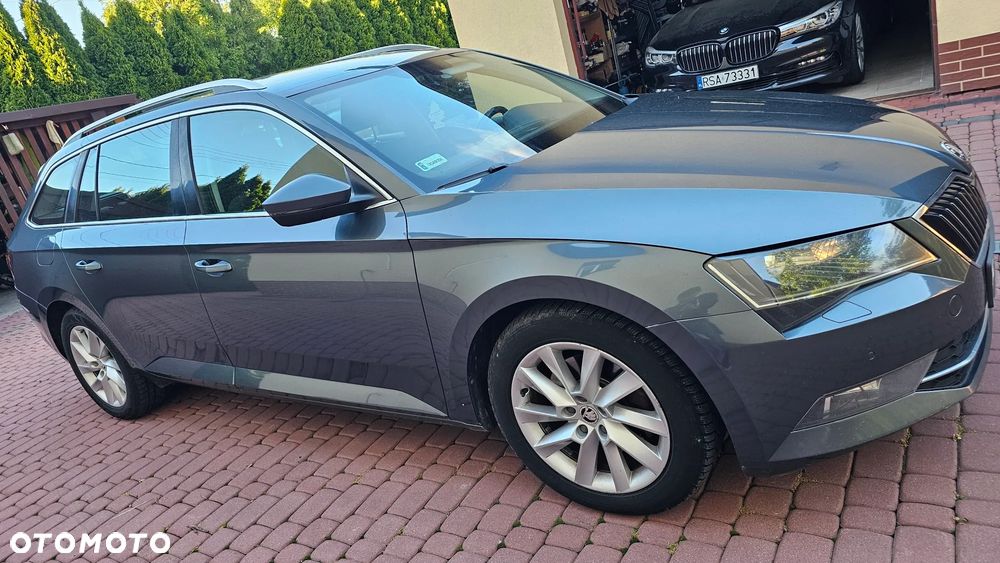 Skoda Superb 2.0 TDI Ambition DSG - 15