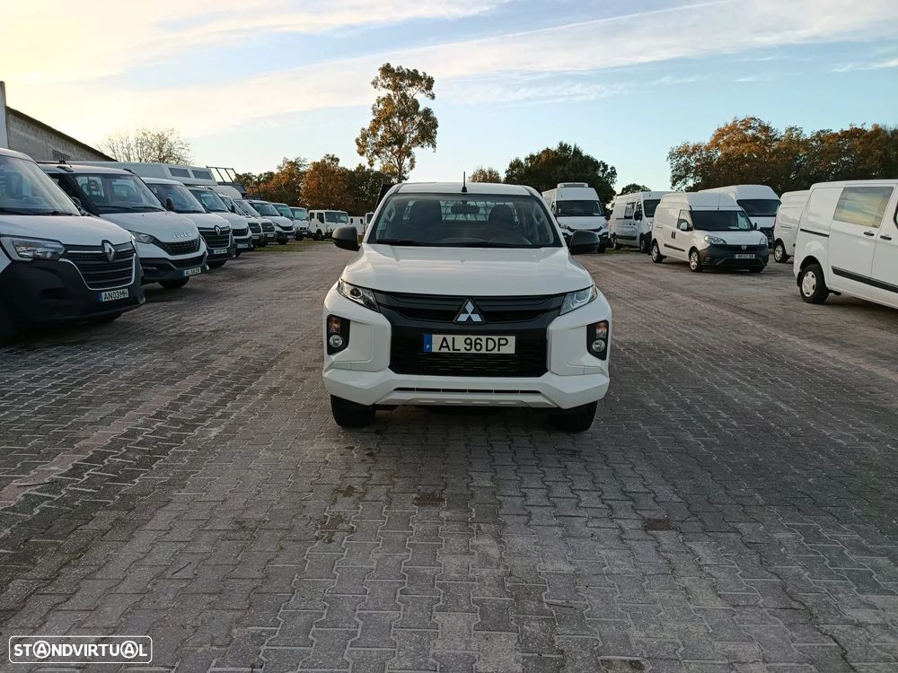Mitsubishi L200 CLUB 2.3 DI-D 140CV - 4X4 - 8