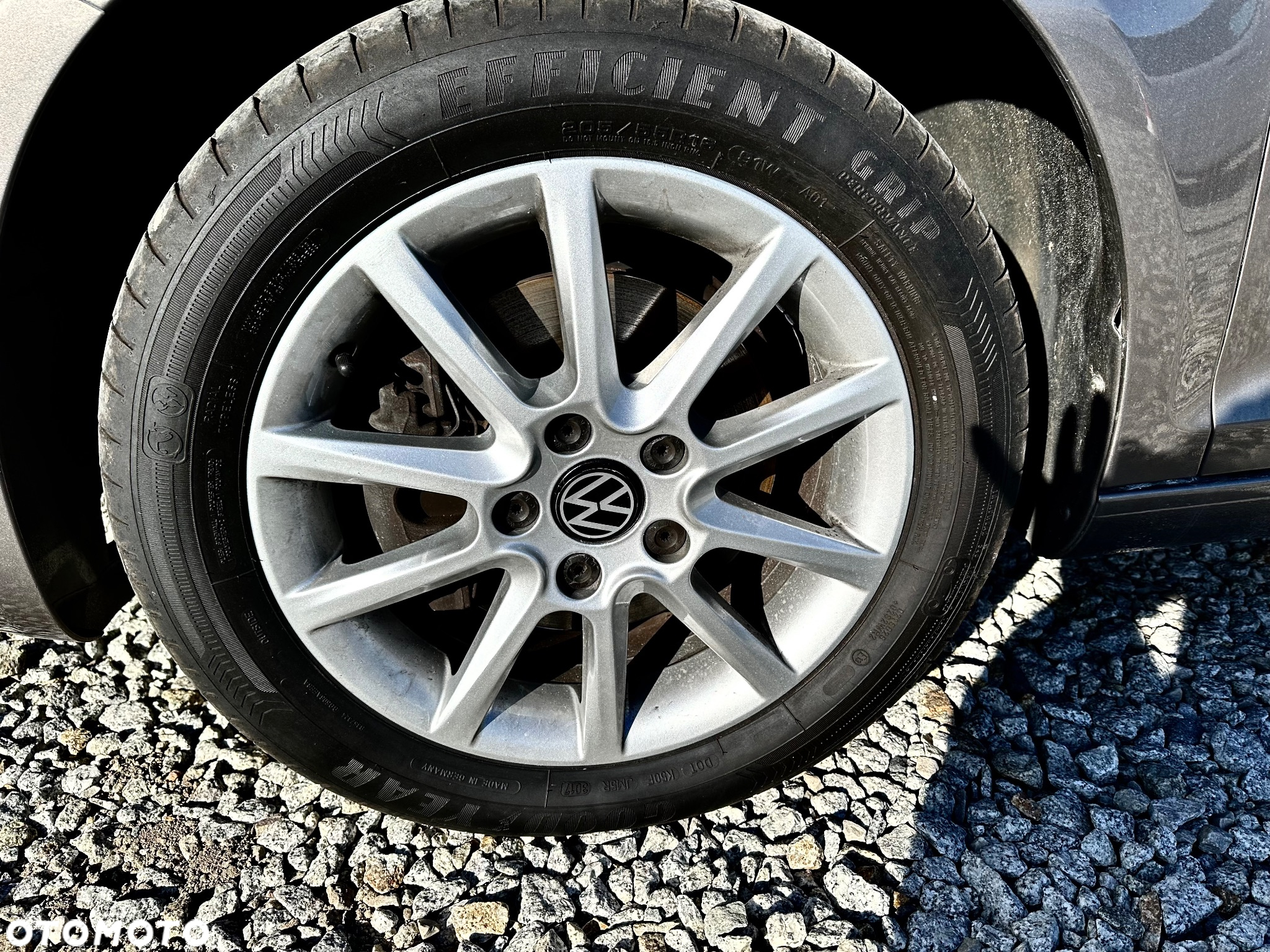 Volkswagen Golf Plus 1.6 TDI Comfortline - 18