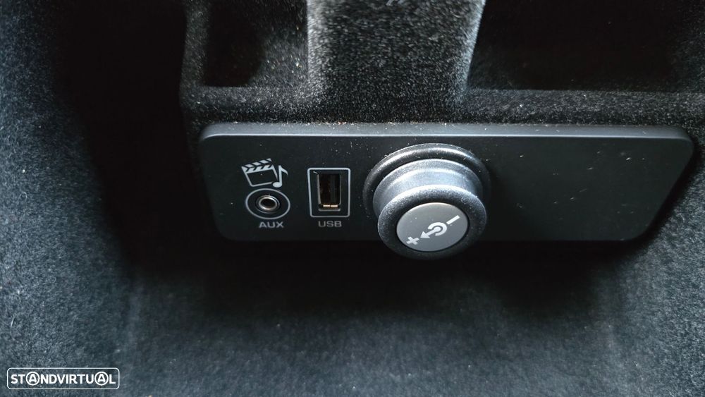 Land Rover Range Rover Evoque 2.2 eD4 Prestige - 28