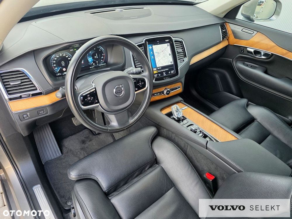 Volvo XC 90 - 12