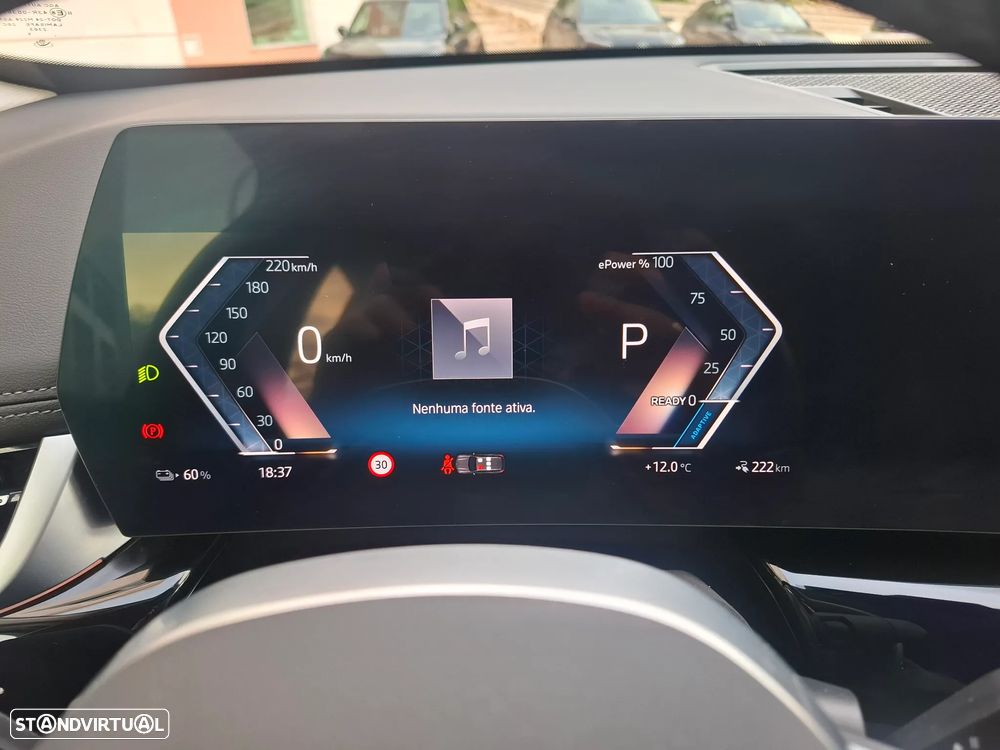 BMW iX1 xDrive30 xLine - 12