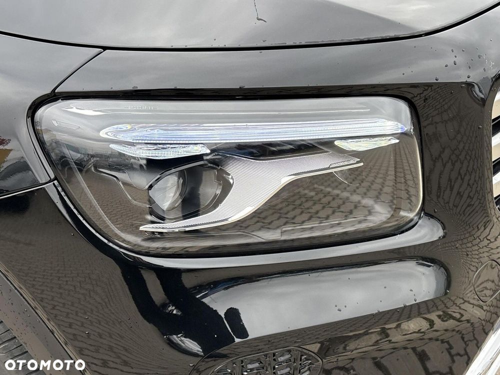 Mercedes-Benz GLB 200 Progressive 7G-DCT - 9