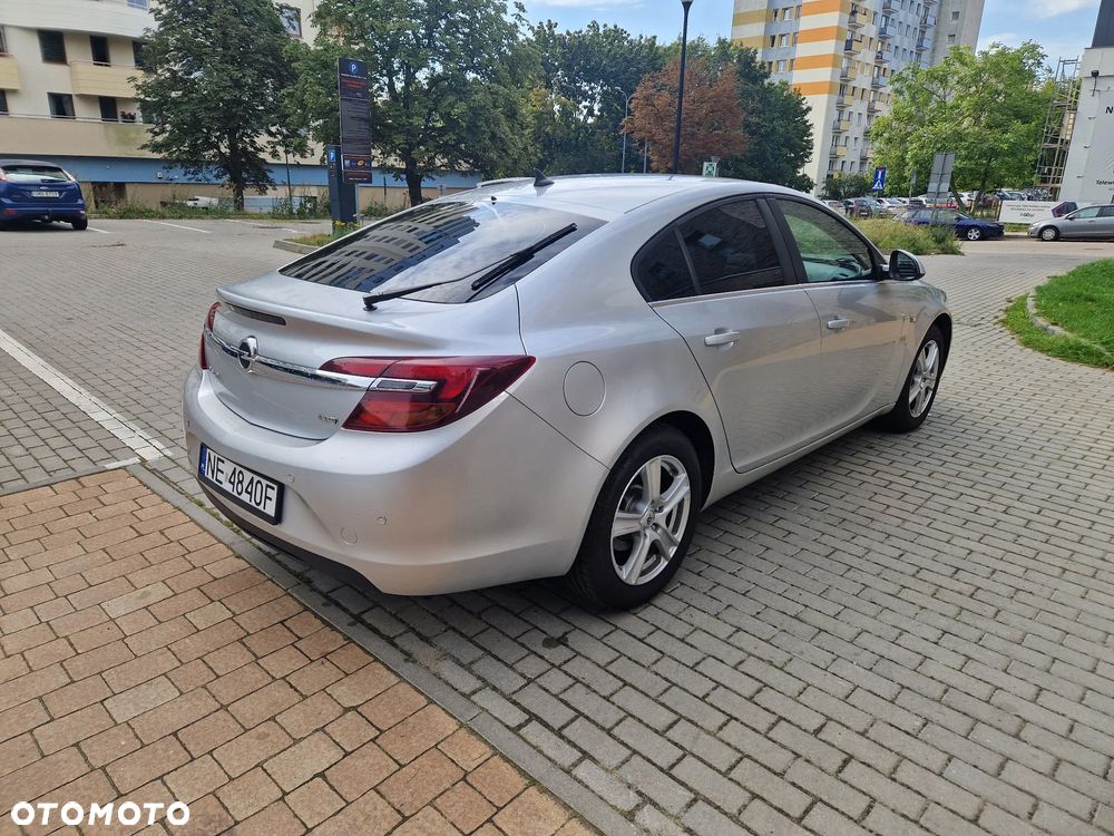 Opel Insignia 2.0 CDTI Edition - 9