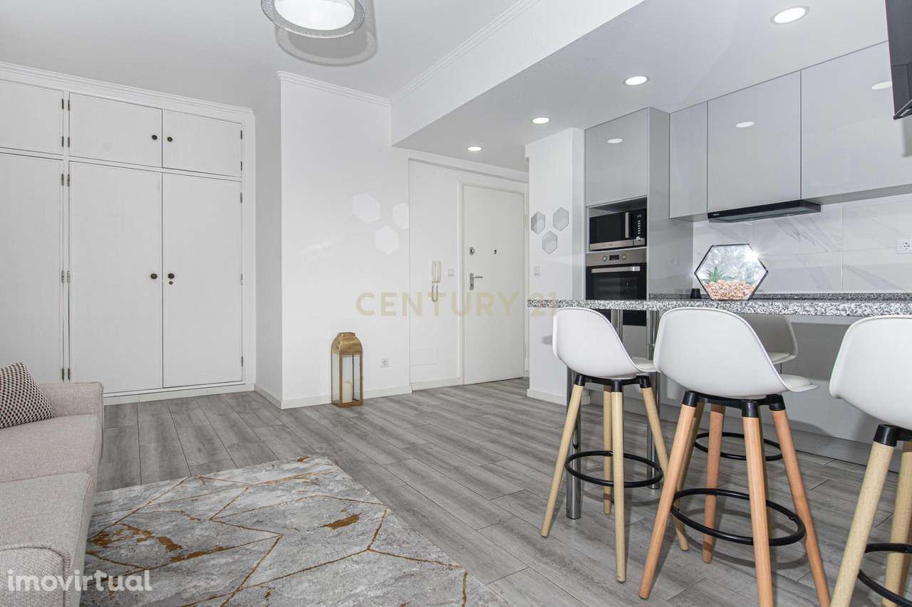 Apartamento T1 Remodelado | Benfica - Grande imagem: 4/21