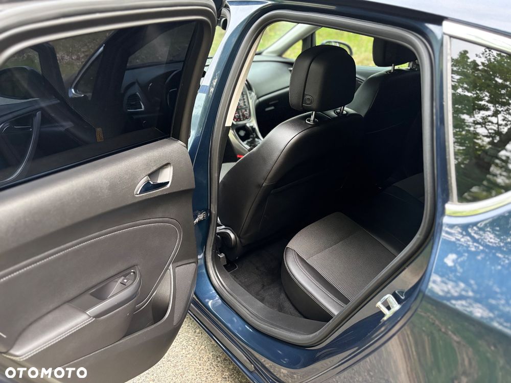 Opel Astra - 25