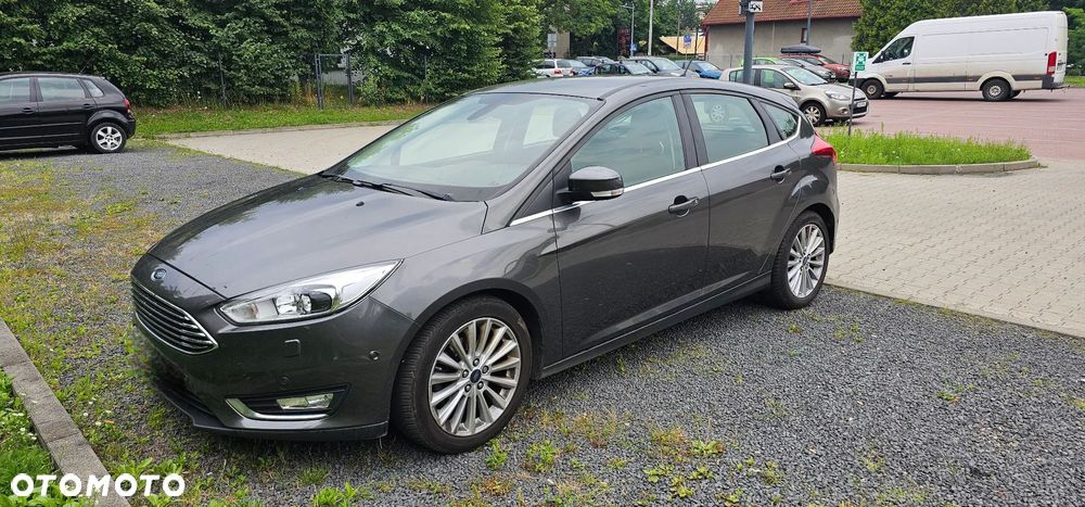 Ford Focus 1.5 EcoBoost Titanium ASS - 2