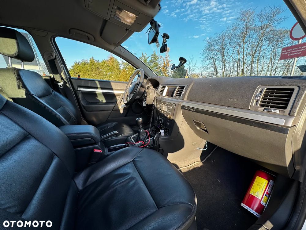 Opel Vectra 1.9 CDTI - 16