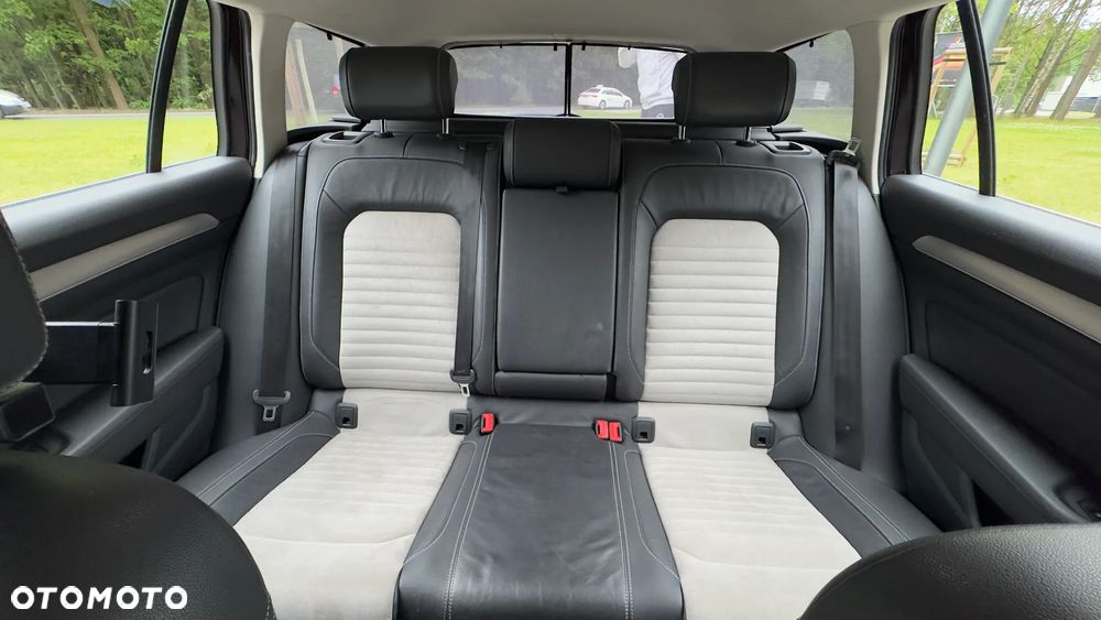 Volkswagen Passat Variant - 14