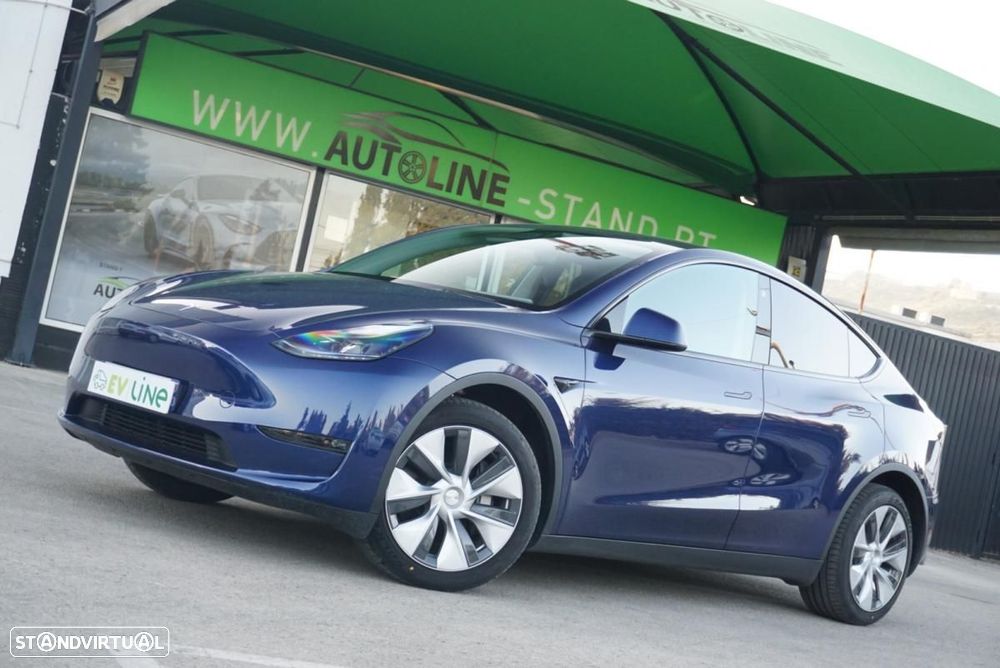 Tesla Model Y Long Range Dual Motor AWD - 5