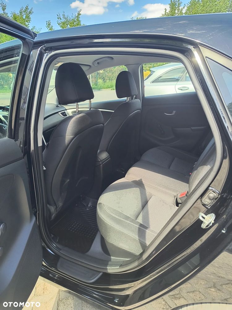 Hyundai i30 1.4 Comfort - 11