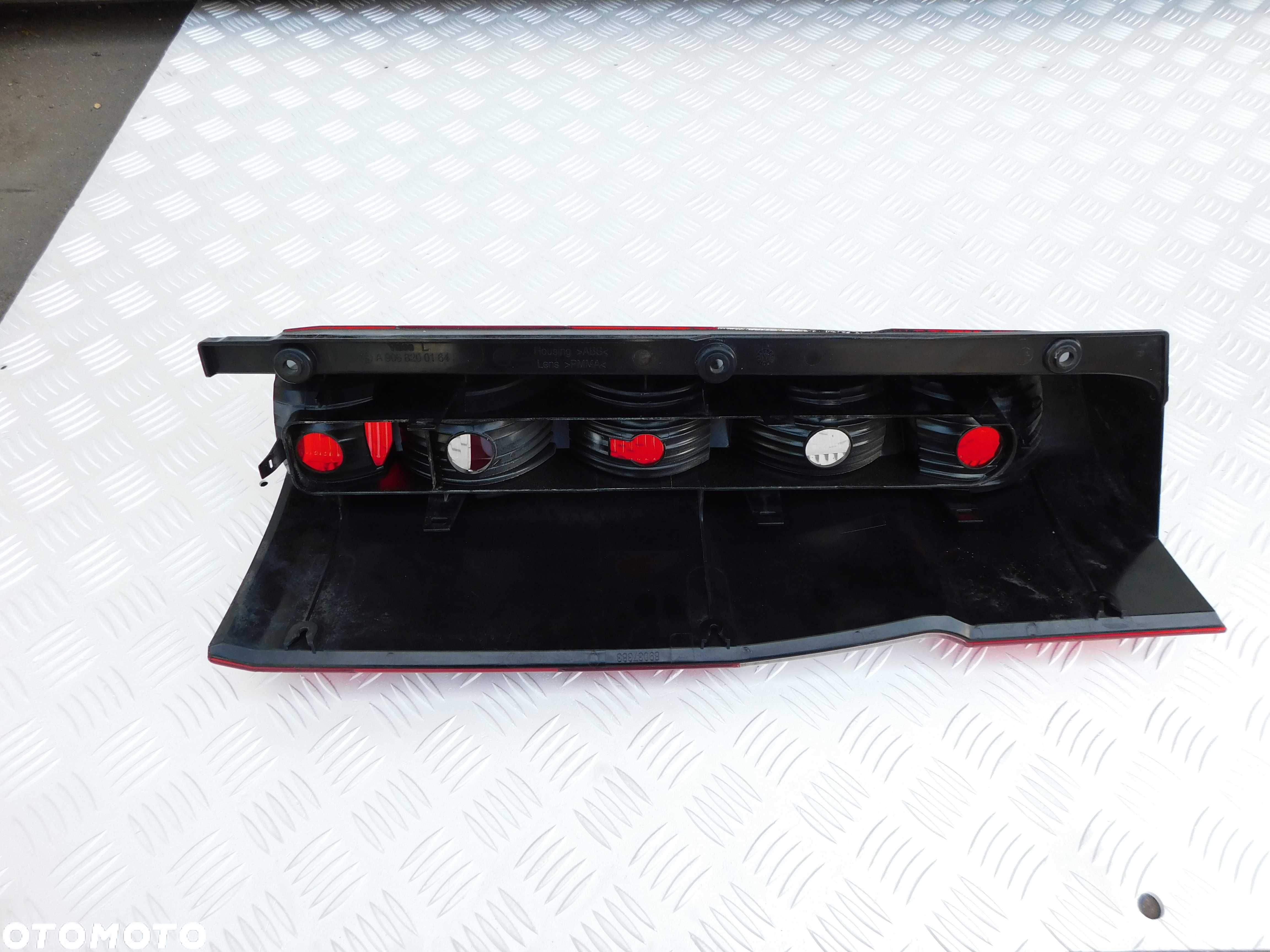 Mercedes Sprinter 906 lampa LEWA tył od kierowcy 06-17r - 4
