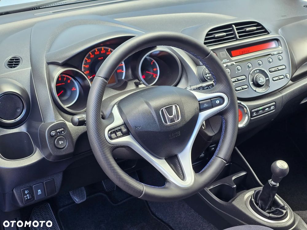 Honda Jazz 1.4 i-VTEC Exclusive - 24