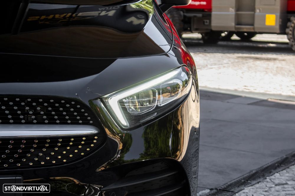 Mercedes-Benz A 250 e AMG Line - 8