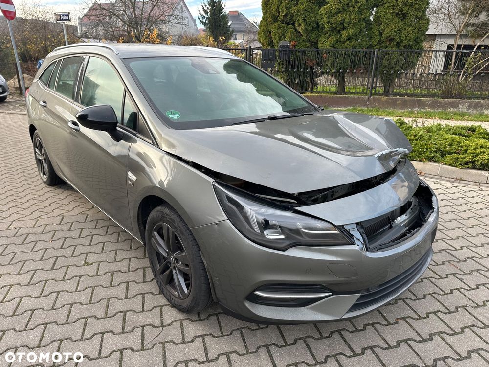 Opel Astra 1.2 Turbo Edition - 1