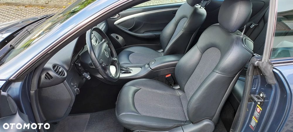 Mercedes-Benz CLK - 9