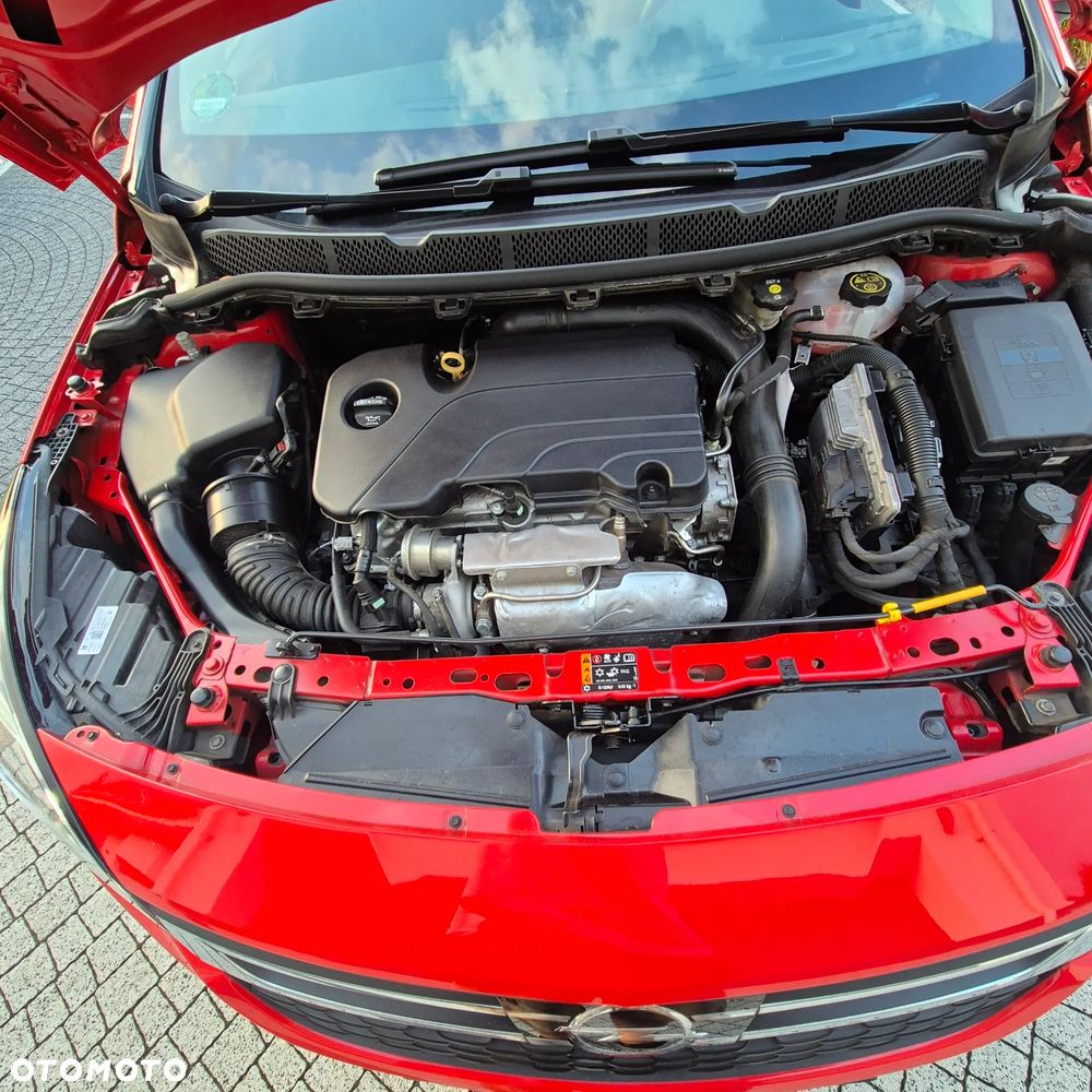 Opel Astra 1.4 T Elite - 25