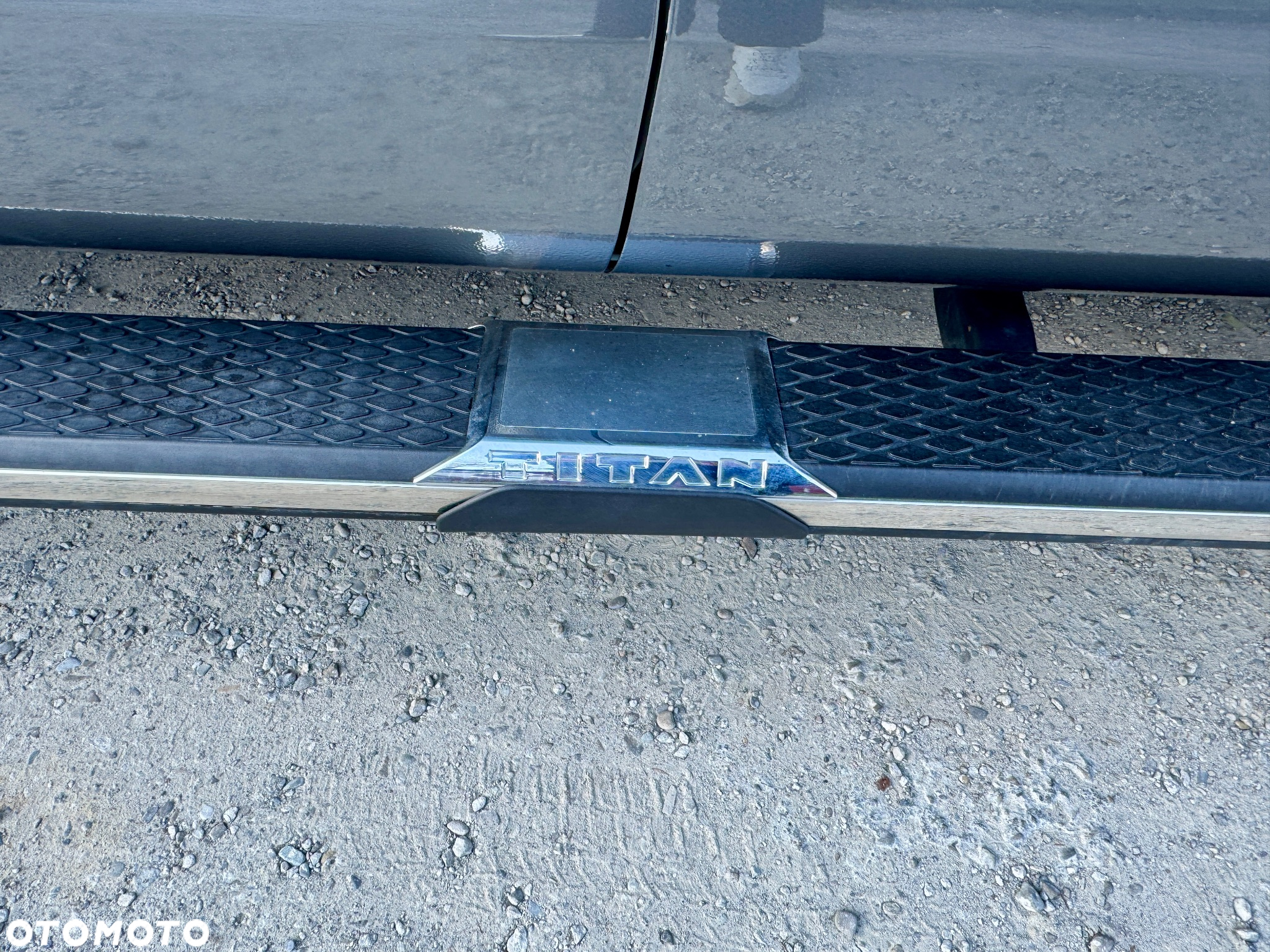 Nissan Titan - 16