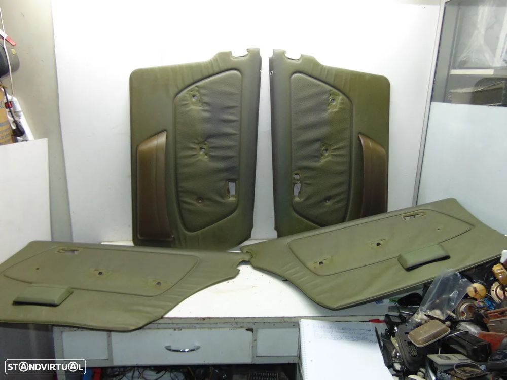 Mercedes W123 touring quartelas - 1