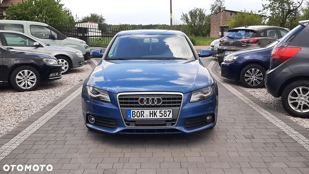 Audi A4 Limousine - 3