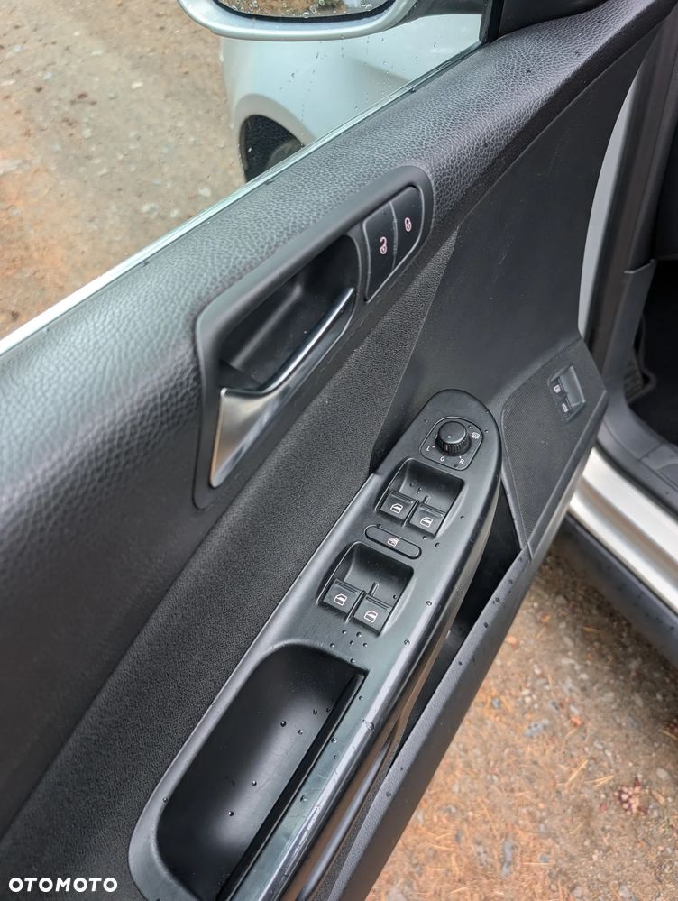 Volkswagen Passat 2.0 TDI DPF Comfortline - 18