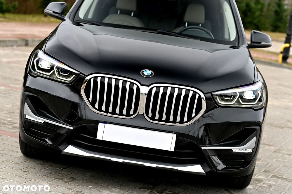 BMW X1 xDrive20d xLine - 8