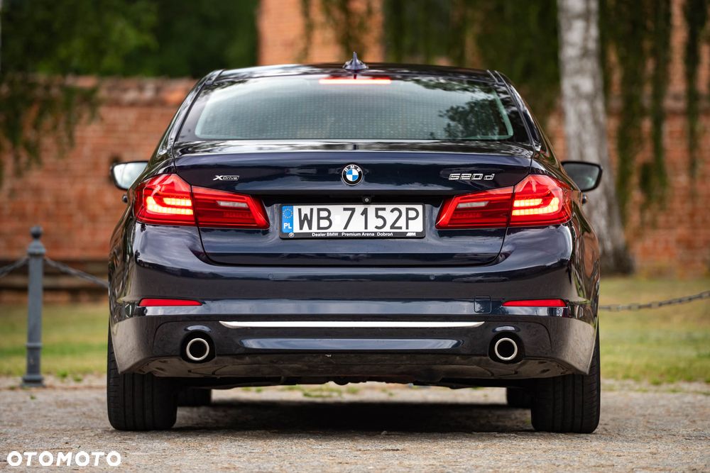 BMW Seria 5 520d Luxury Line - 6