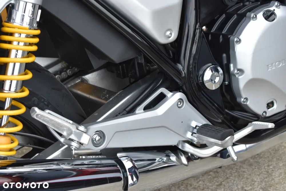 Honda CB - 34