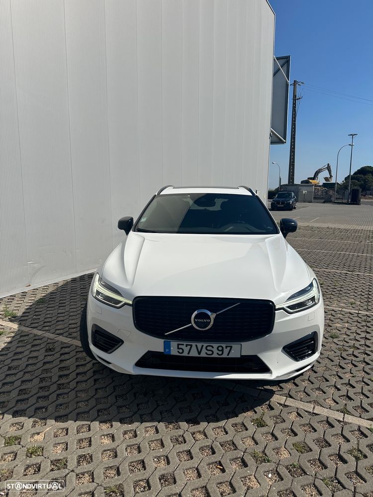 Volvo XC 60 2.0 T8 PHEV R-Design AWD - 4