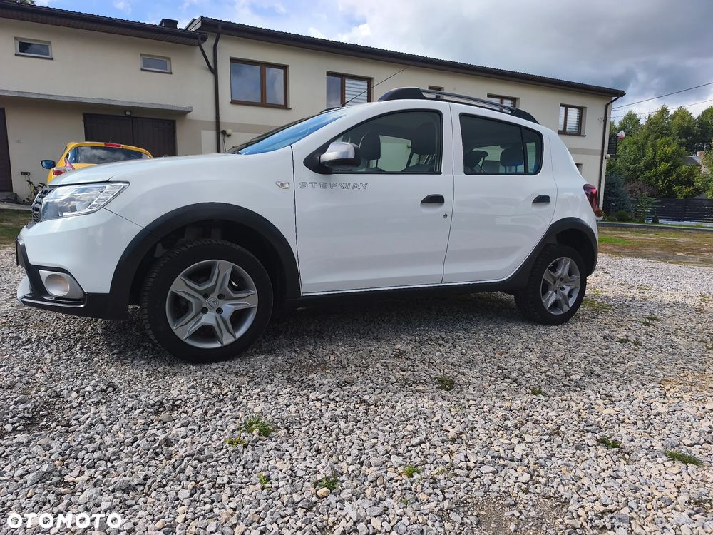 Dacia Sandero Stepway 0.9 TCe Laureate S&S - 5