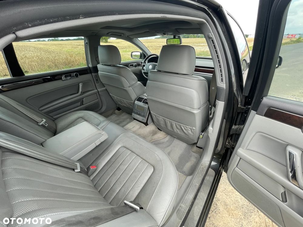 Volkswagen Phaeton 4.2 V8 4Mot (5 os.) - 21