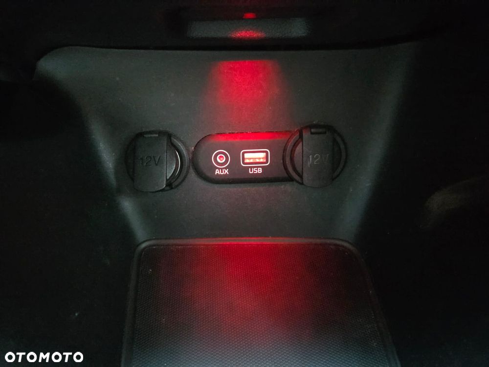 Kia Ceed 1.6 GDI Platinum Edition - 22