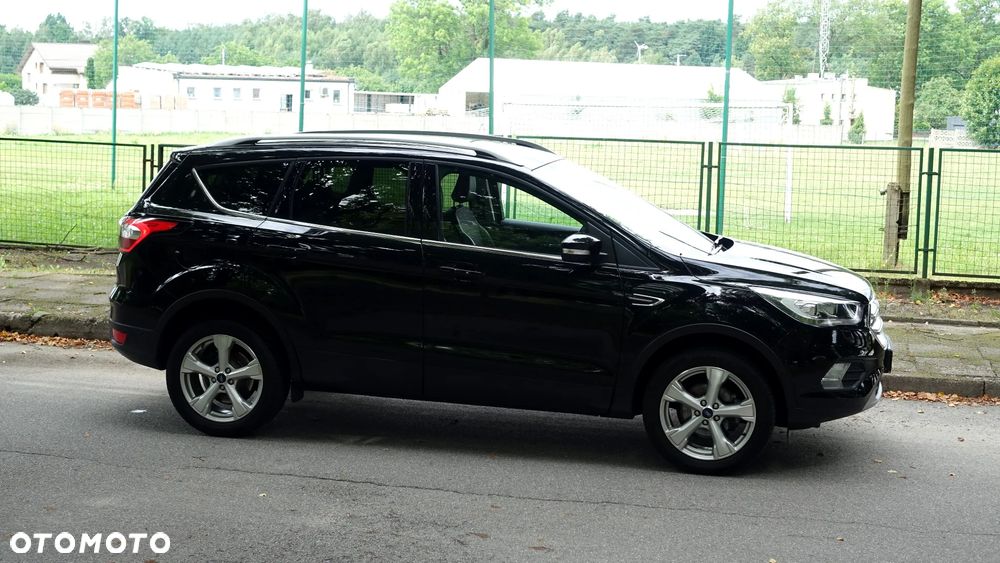 Ford Kuga 1.5 EcoBoost 2x4 Titanium - 38