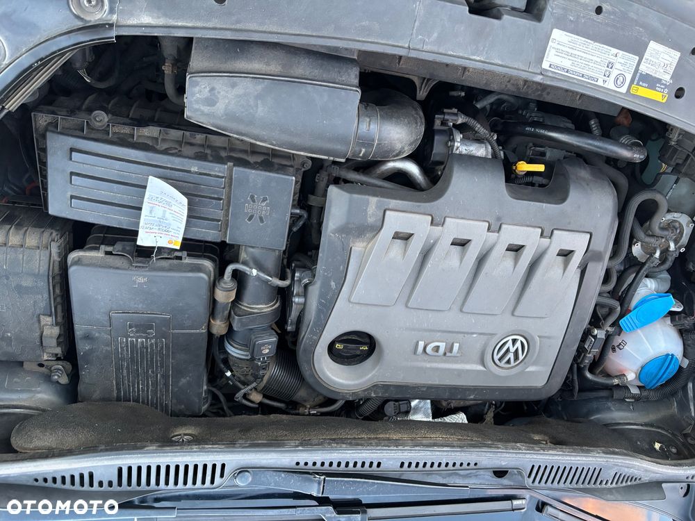 Volkswagen Touran 1.6 TDI BMT SCR Comfortline - 17