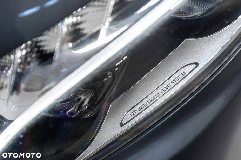 Mercedes-Benz Klasa V 300 d lang 9G-TRONIC Avantgarde - 9