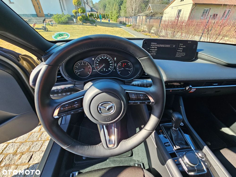 Mazda 3 e-SKYACTIV-G 140 M HYBRID EXCLUSIVE-LINE - 20