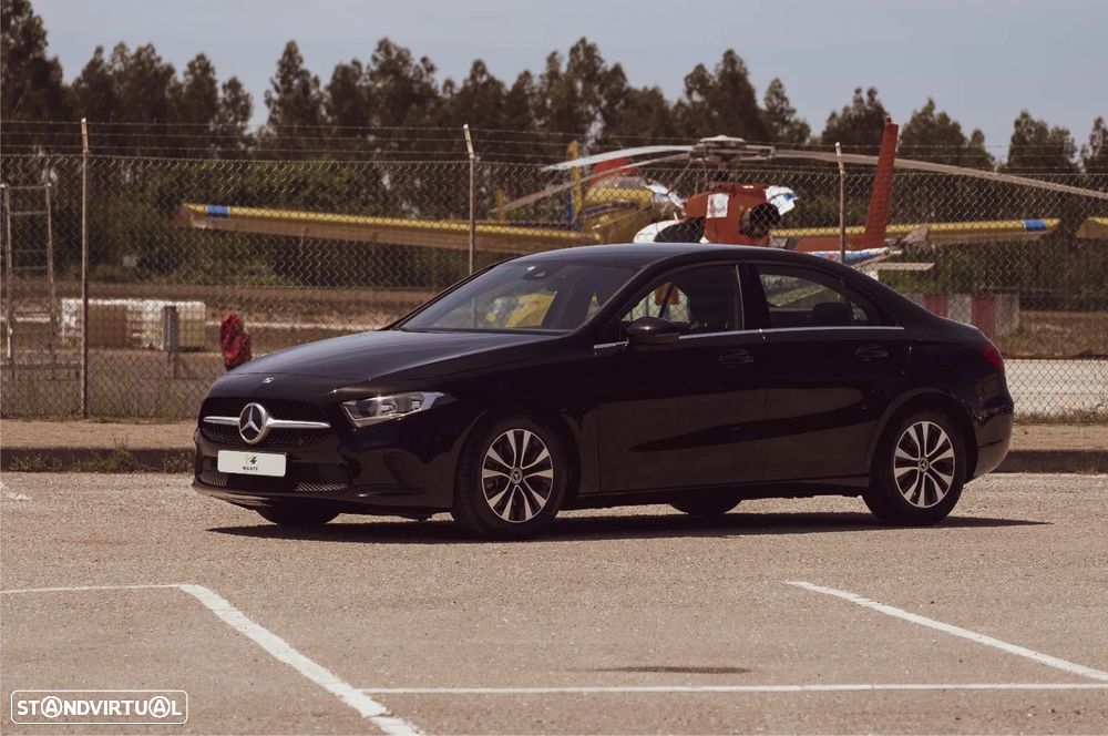 Mercedes-Benz A 180 Limousine d Style Plus Aut. - 1