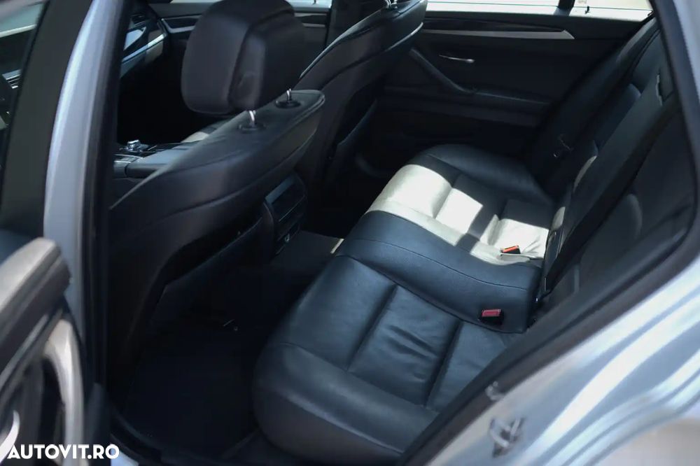 BMW Seria 5 520d - 17