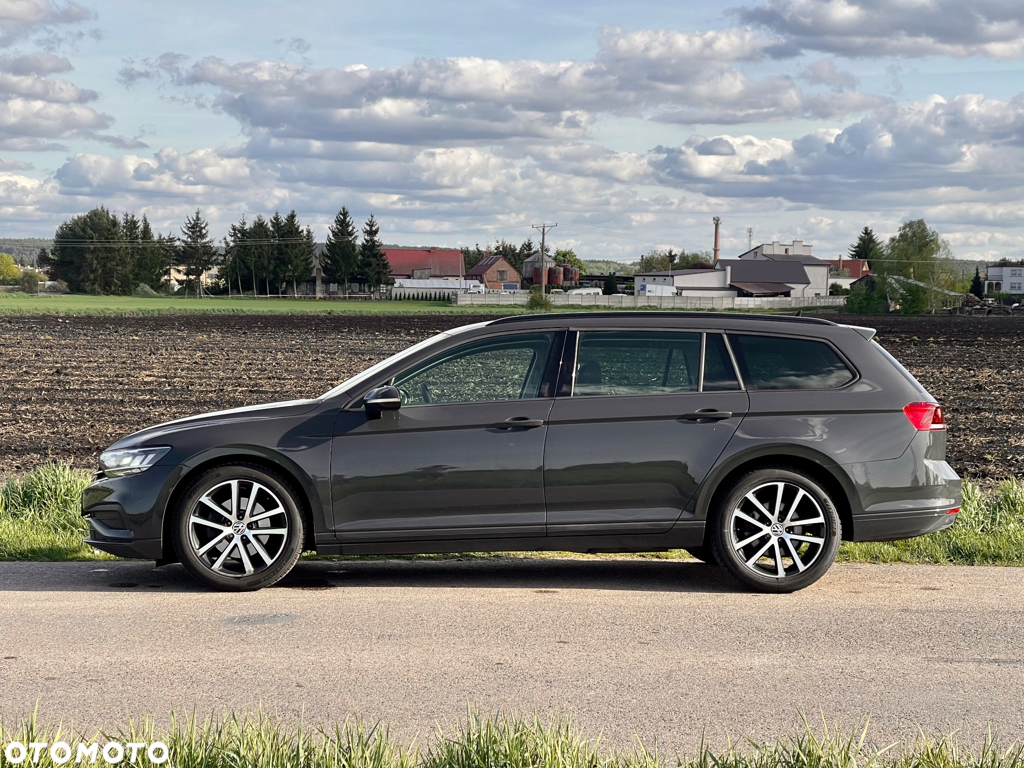 Volkswagen Passat - 3