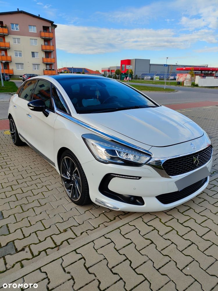 DS Automobiles DS 5 - 7